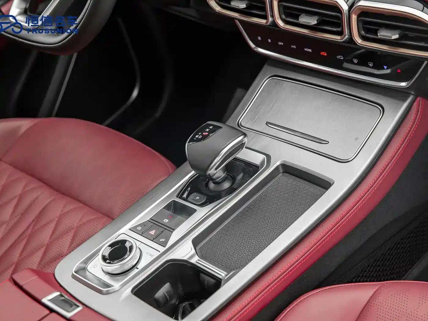 Jetour X70 PLUS 2024 Champion Edition 1.5T DCT Champion MAX+ 7-seater — миниатюра 19