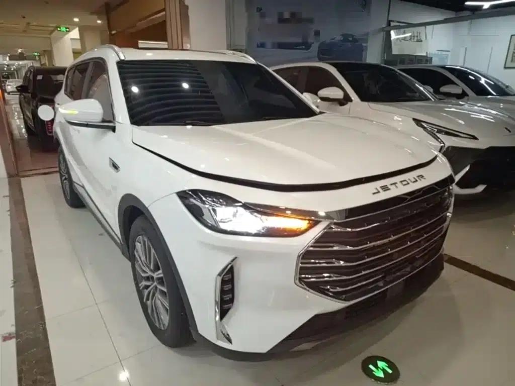 Jetour X70 PLUS 2023 1.5T DCT Self-Reliant PRO 7-Seater — миниатюра 4