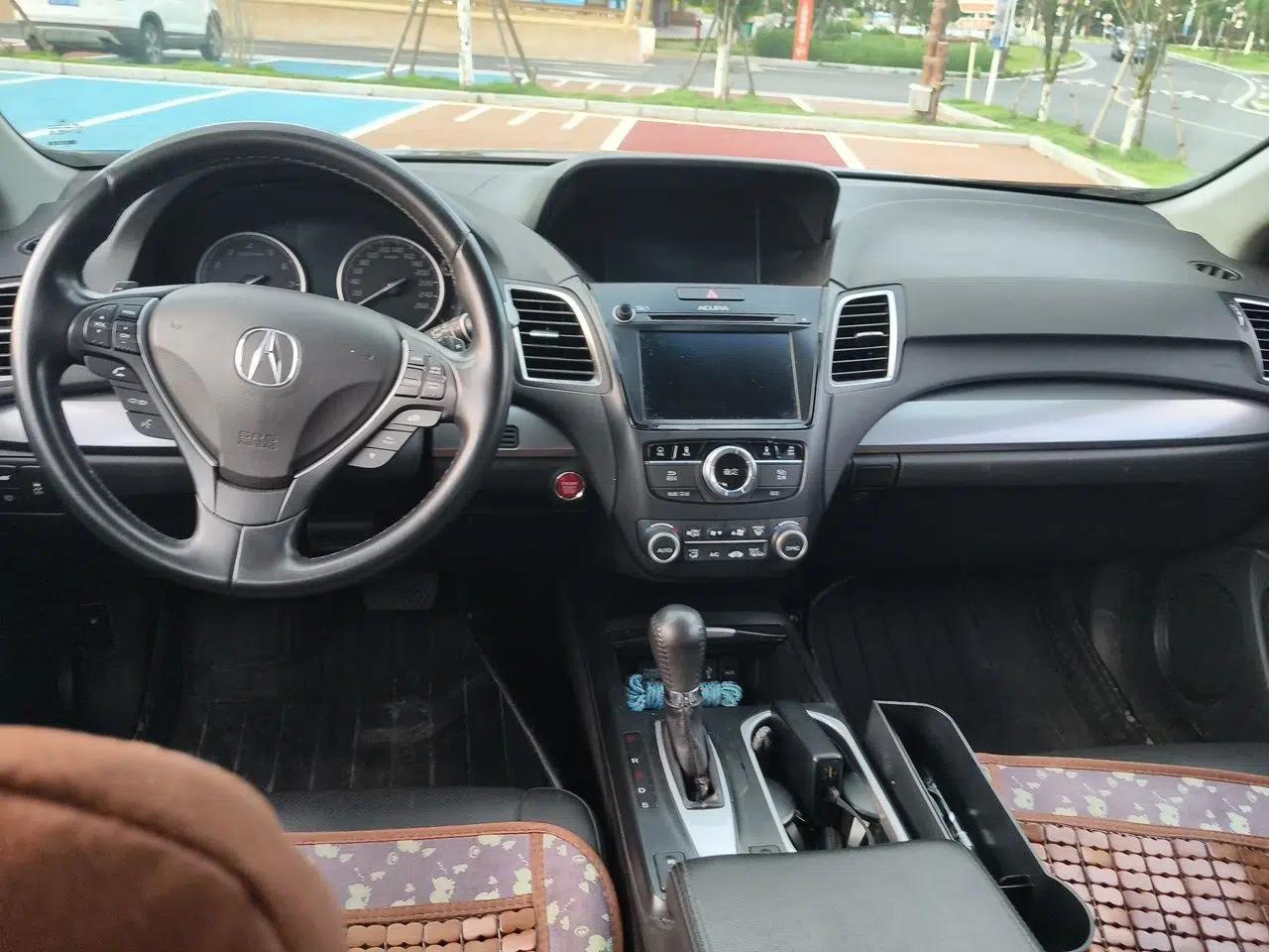 Acura RDX 2016 3.0L Two-Wheel-Drive Elite Edition — миниатюра 10