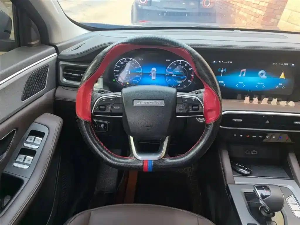 Jetour X90 PLUS 2023 Model 1.6TD DCT Flat Floor + 5 Seats — миниатюра 11