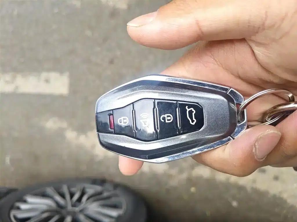 Jetour X70 PRO 2023 1.5T DCT Comfort Edition 7-seater — миниатюра 12