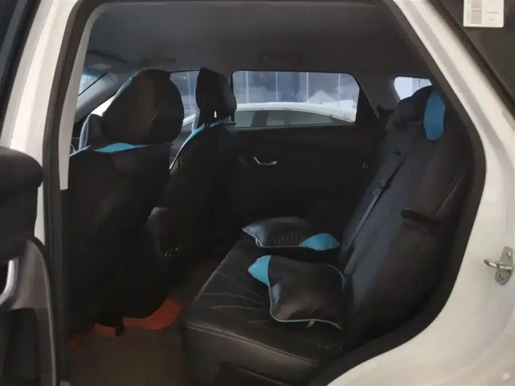 Jetour X70M 2020 Facelift 1.5T Manual Travel Companion 5-Seater — миниатюра 14