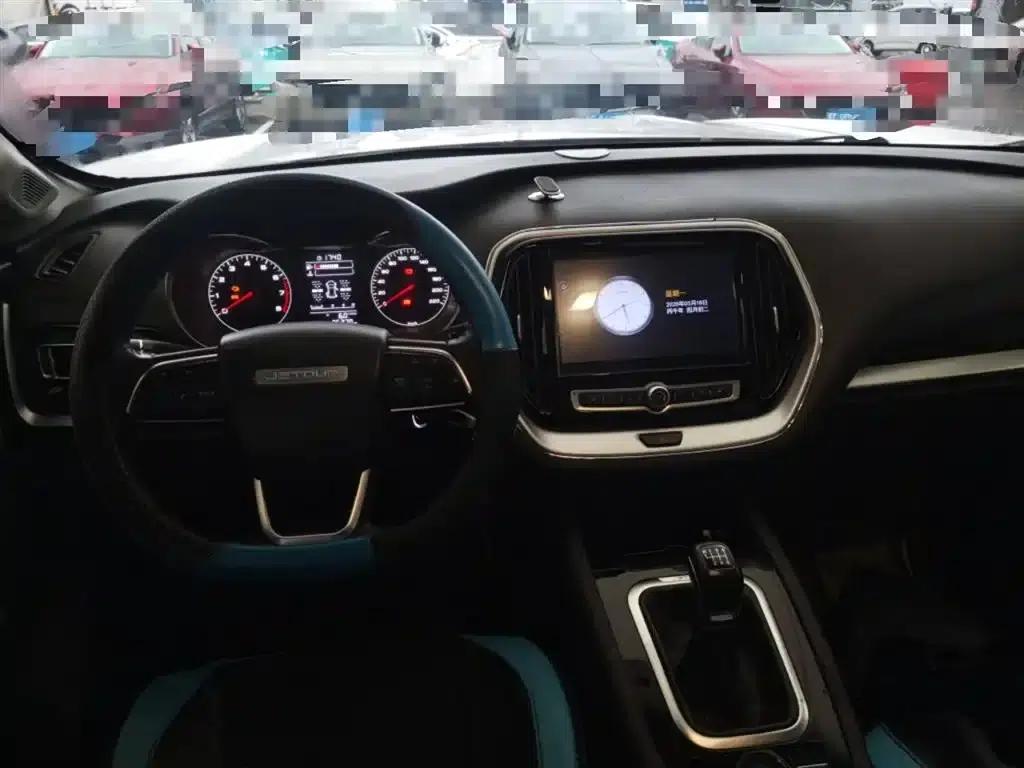 Jetour X70M 2020 Facelift 1.5T Manual Travel Companion 5-Seater — миниатюра 7
