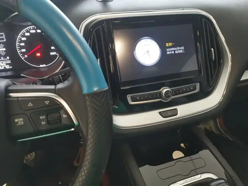 Jetour X70M 2020 Facelift 1.5T Manual Travel Companion 5-Seater — миниатюра 10