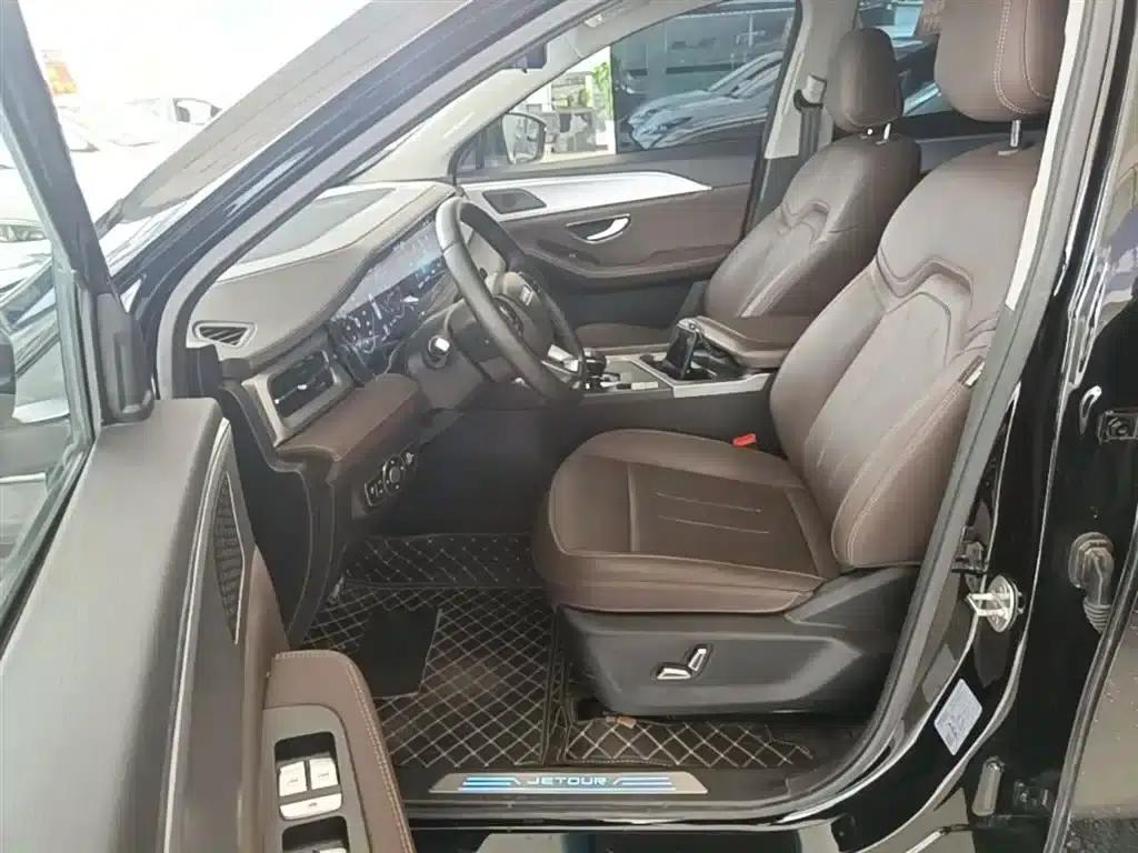 Jetour X95 2023 1.6T DCT Era Edition 7-seater — миниатюра 15