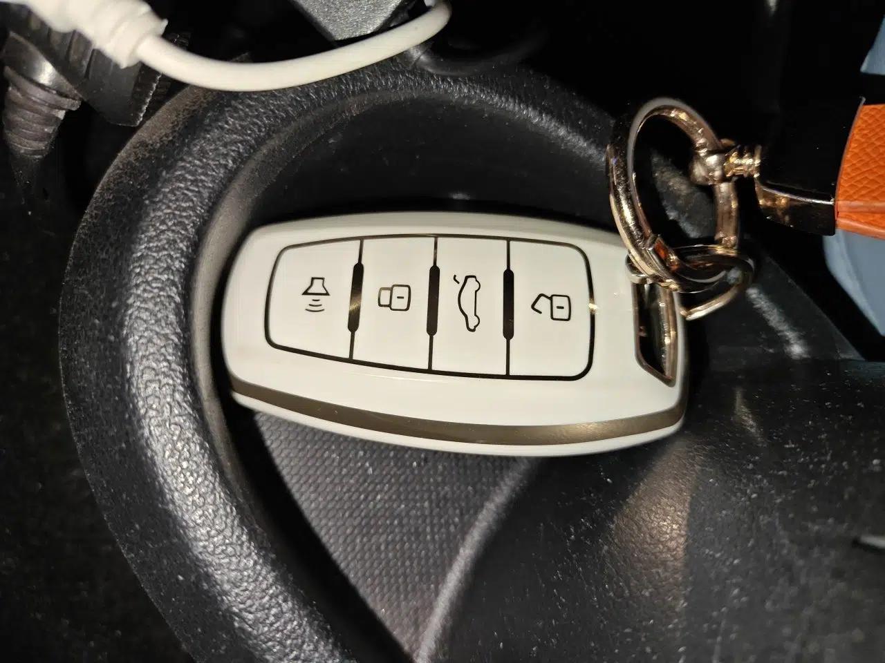 ORA Black Cat 2021 301 km Basic Version — миниатюра 9