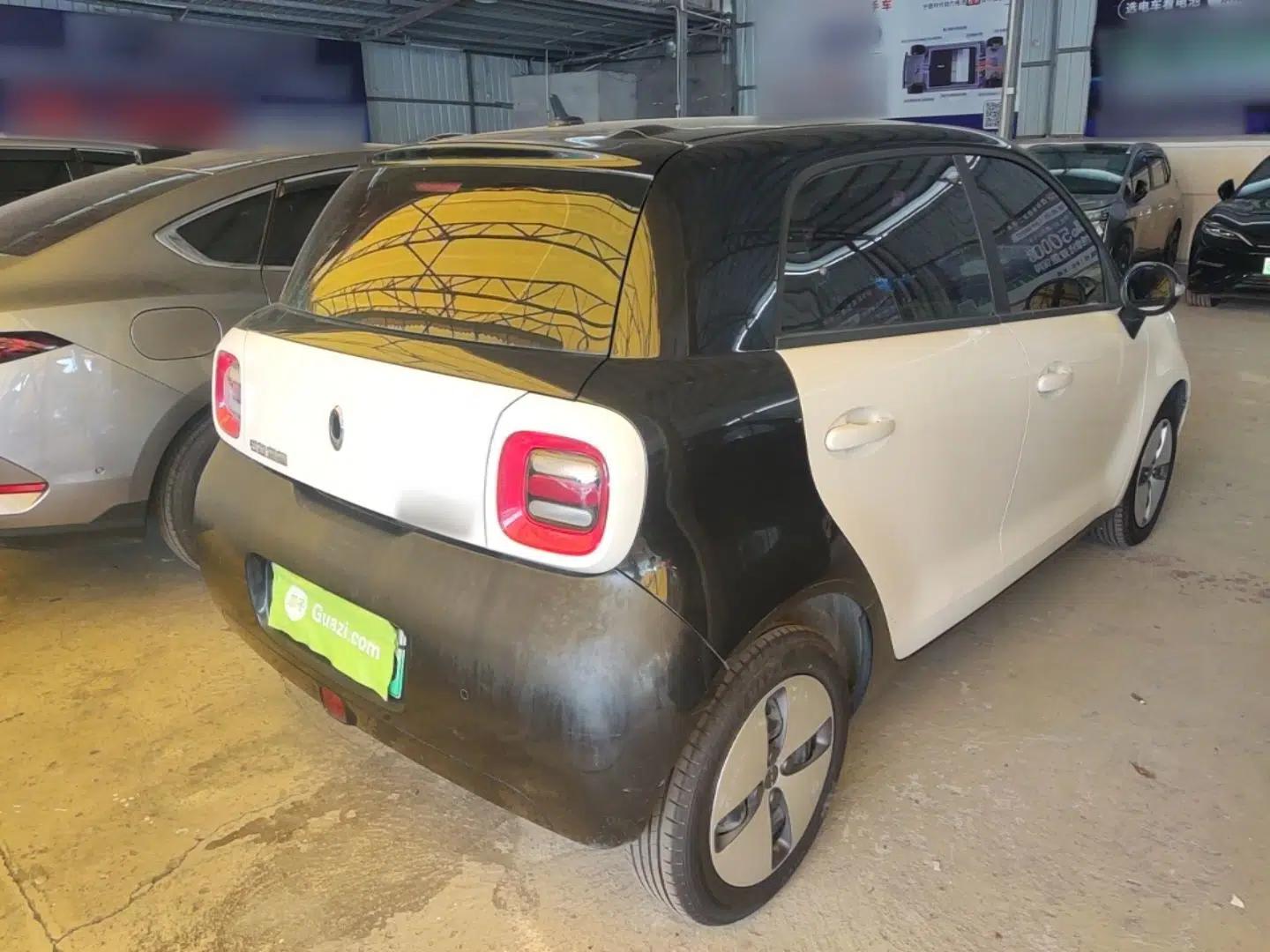 ORA Black Cat 2021 301 km Basic Version — миниатюра 4