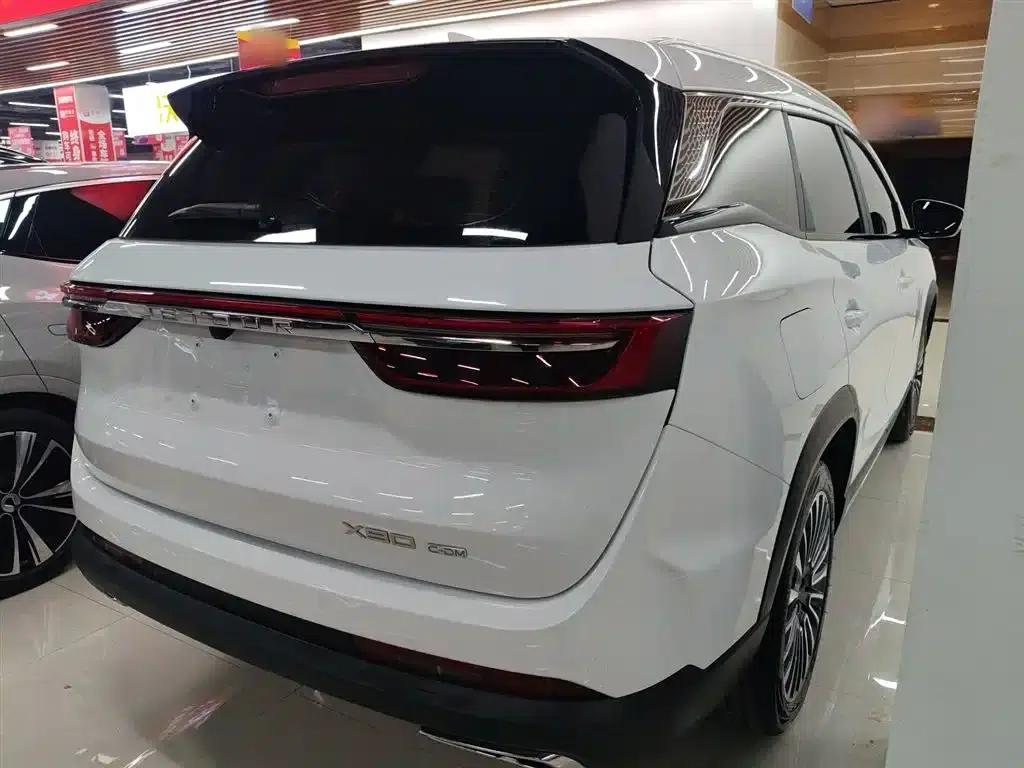 Jetour X90 C-DM 2025 Luxury Edition 7-Seater — миниатюра 5