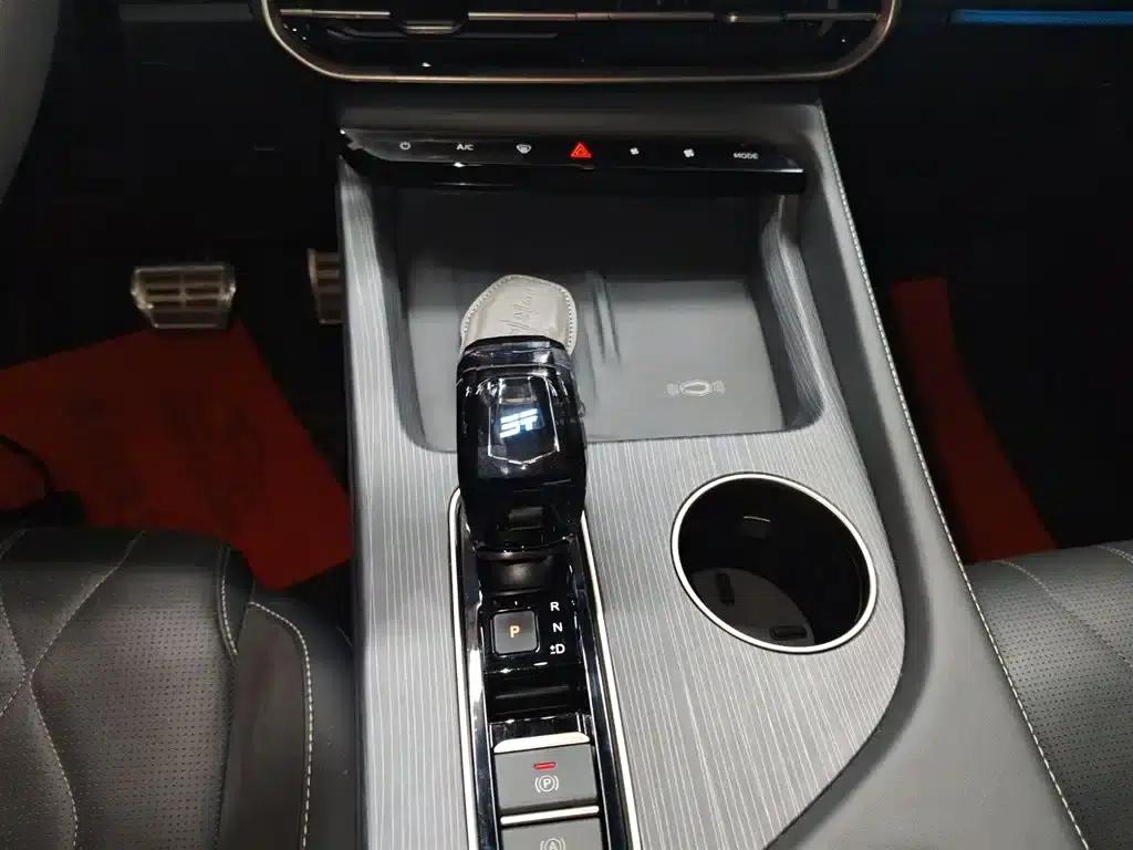 Jetour X90 C-DM 2025 Luxury Edition 7-Seater — миниатюра 10