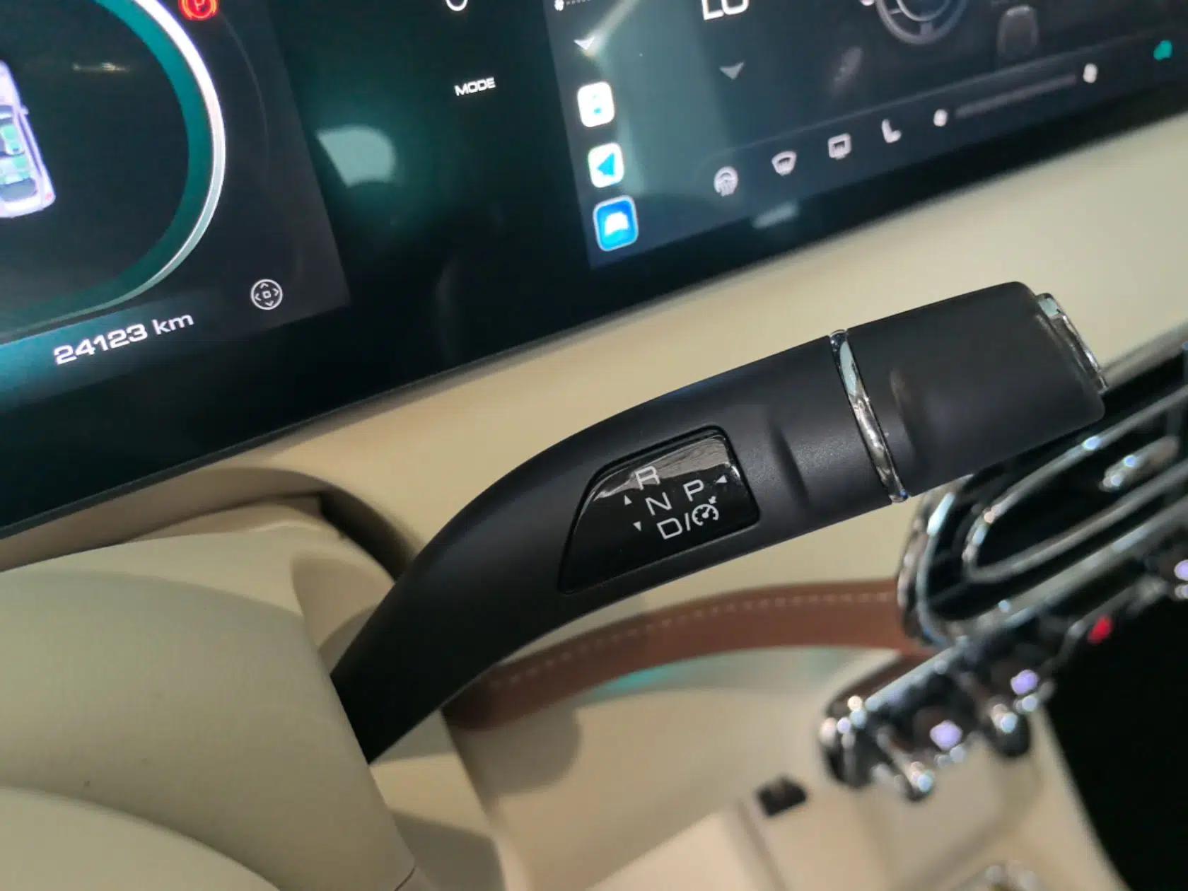 ORA Ballet Cat 2022 401 km Nutcracker Edition — миниатюра 17