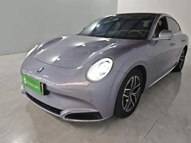 ORA Lightning Cat 2022 555 km Luxury Edition
