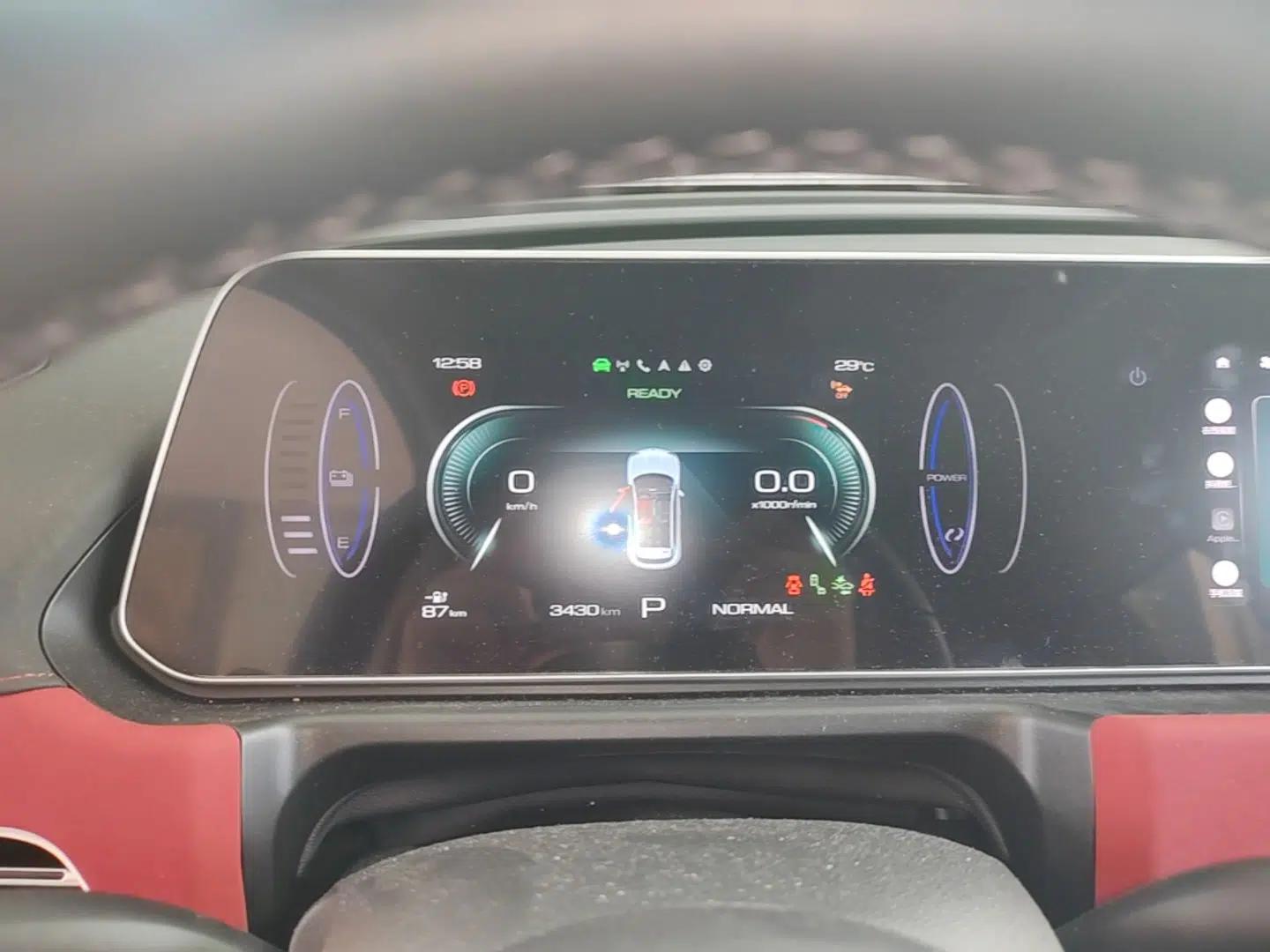 ORA Good Cat GT 2023 Mulan Edition 401km Luxury Version — миниатюра 14