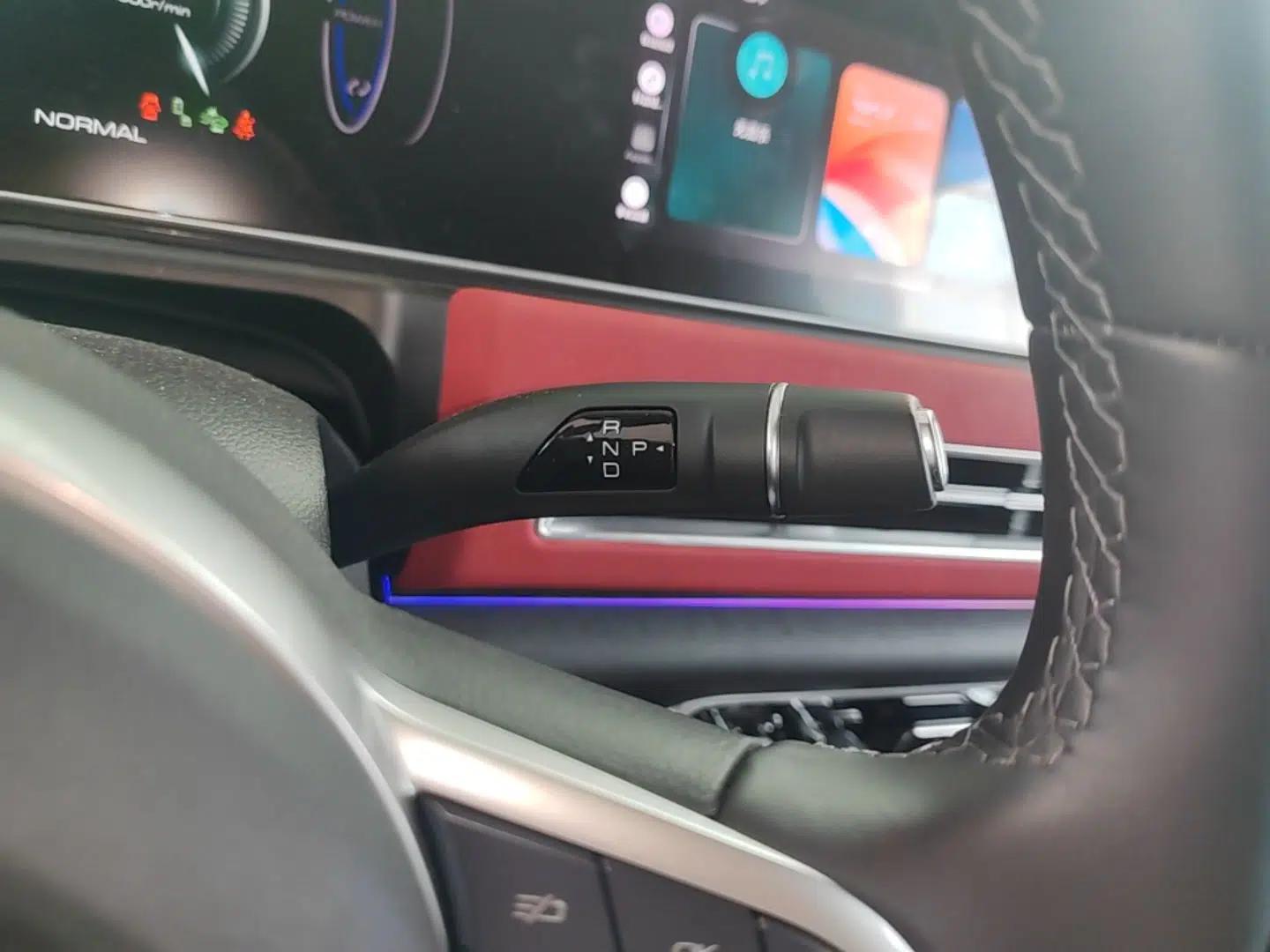 ORA Good Cat GT 2023 Mulan Edition 401km Luxury Version — миниатюра 16