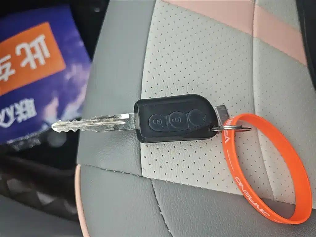 Yizhi EV2 2024 Model 201km Comfort — миниатюра 9