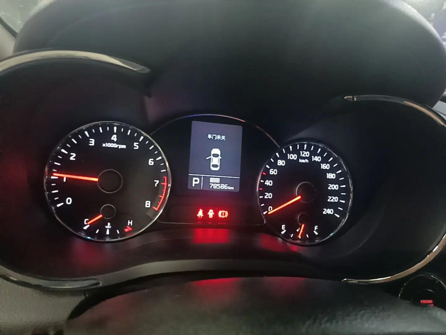 Kia K3 2015 1.6L Automatic DLX — миниатюра 15