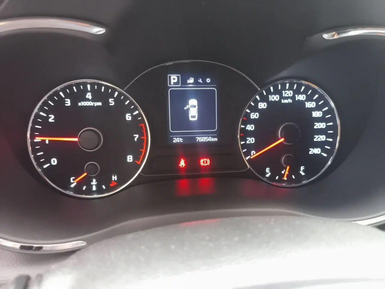 Kia K3 2016 1.6L Automatic GLS — миниатюра 13