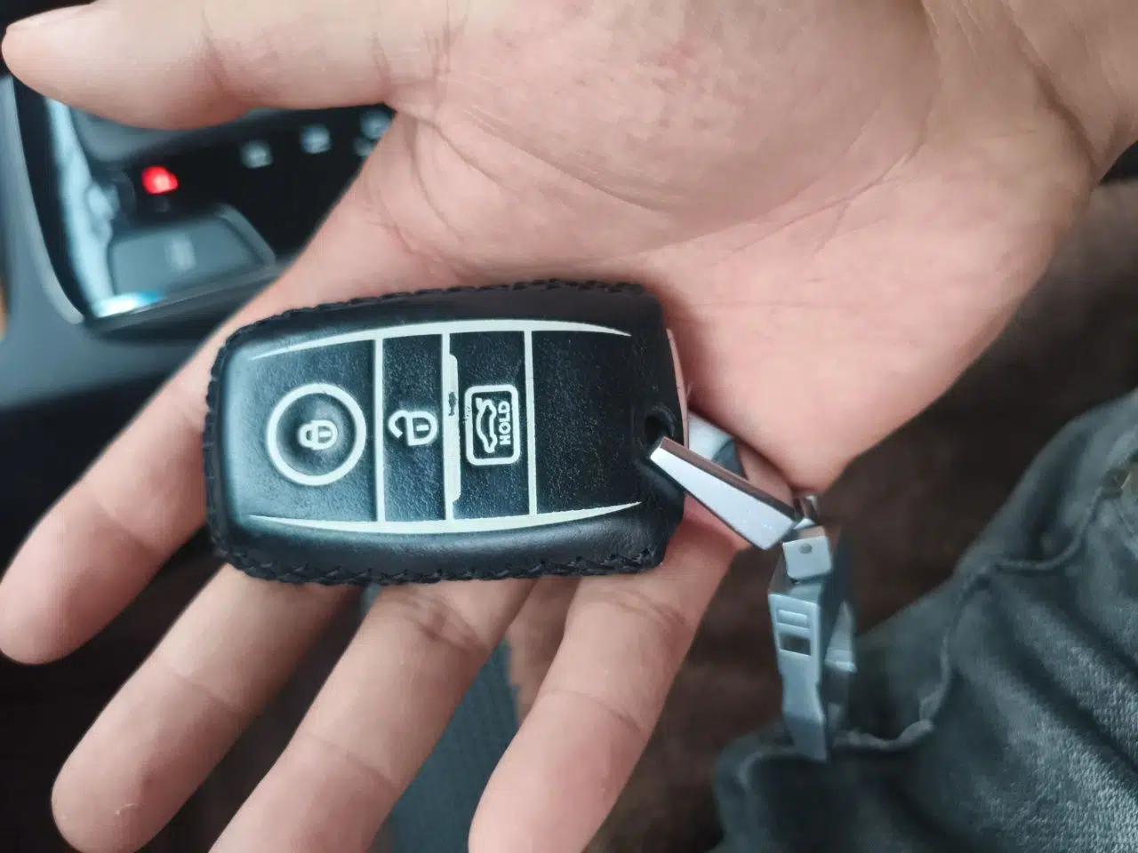 Kia K3 2016 1.6L Automatic GLS — миниатюра 9