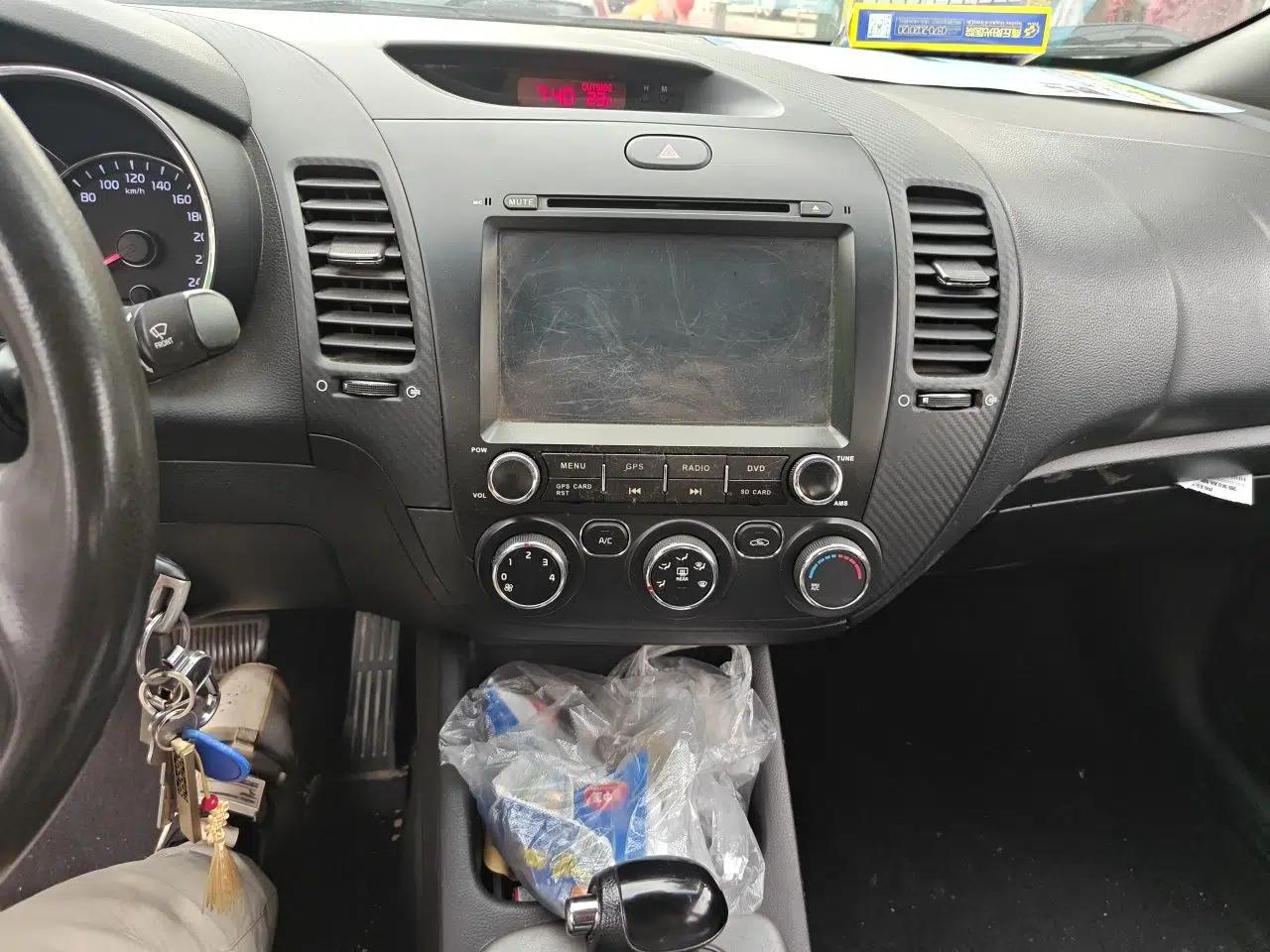 Kia K3 2013 1.6L Automatic GL — миниатюра 14