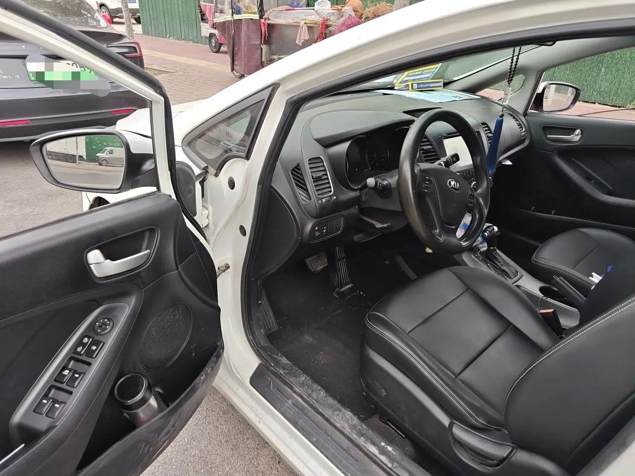 Kia K3 2013 1.6L Automatic GL — миниатюра 17