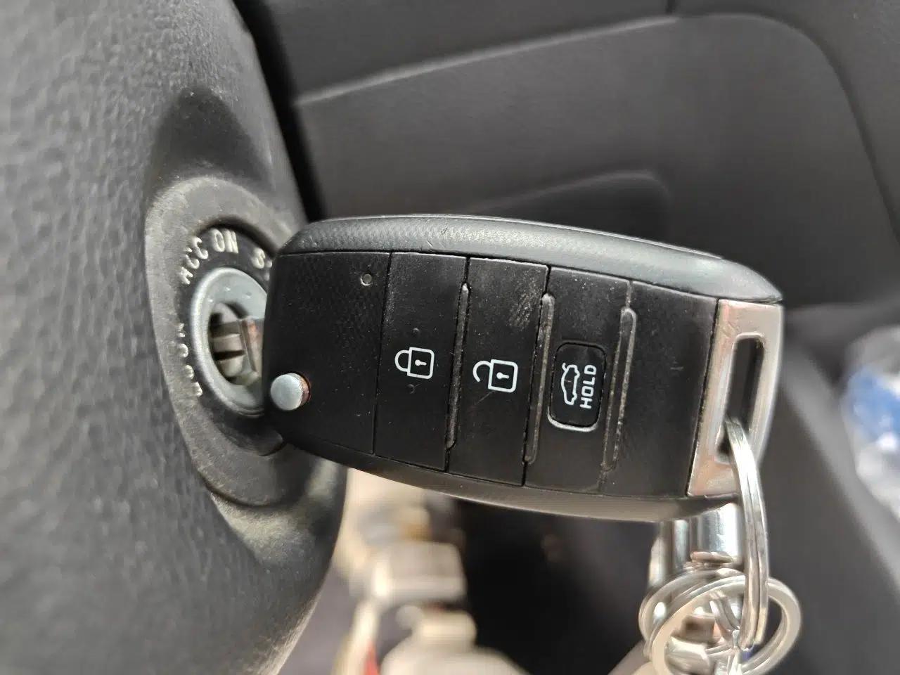 Kia K3 2013 1.6L Automatic GL — миниатюра 9