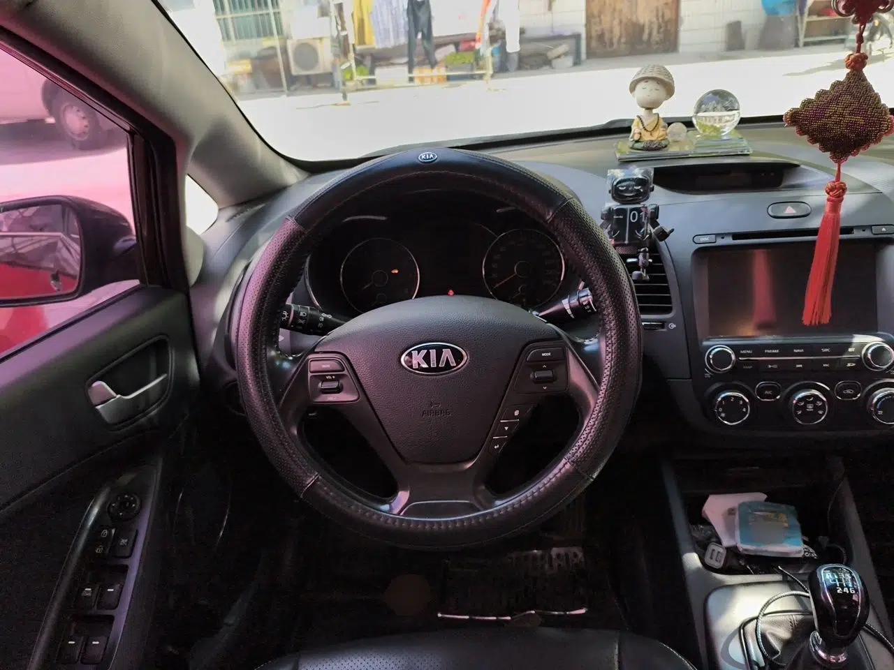 Kia K3 2015 1.6L Manual GLS — миниатюра 11