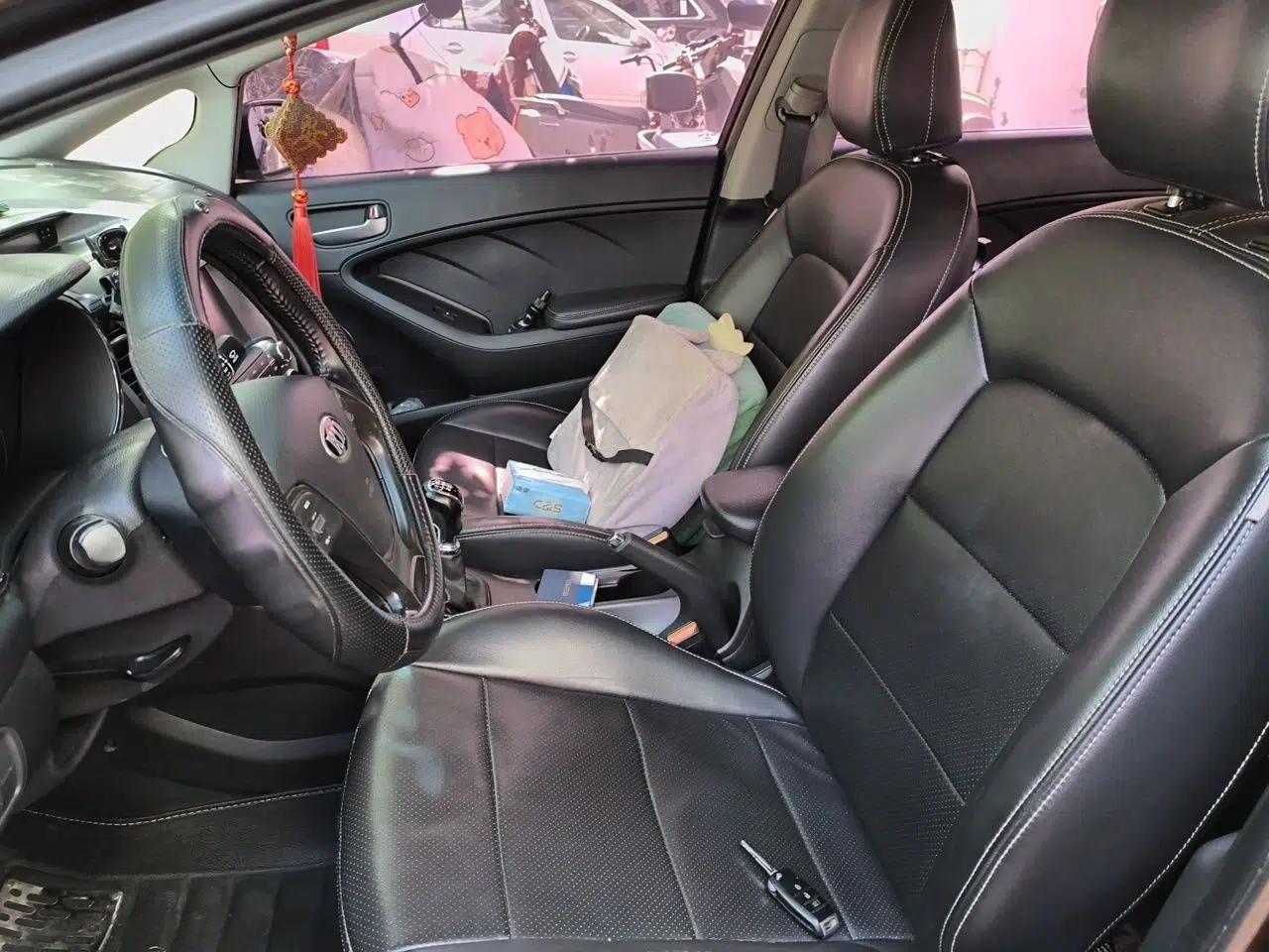 Kia K3 2015 1.6L Manual GLS — миниатюра 16