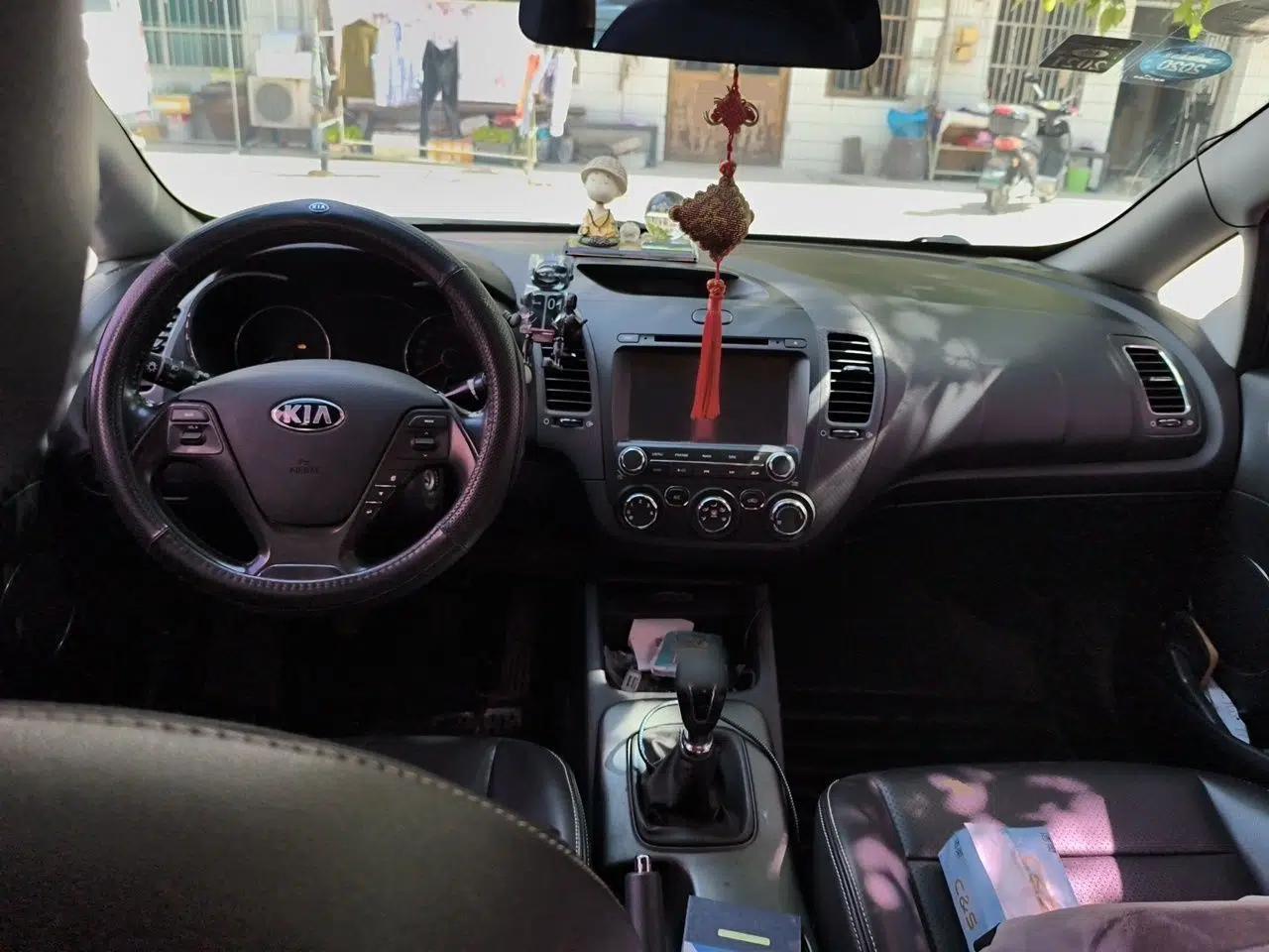 Kia K3 2015 1.6L Manual GLS — миниатюра 10