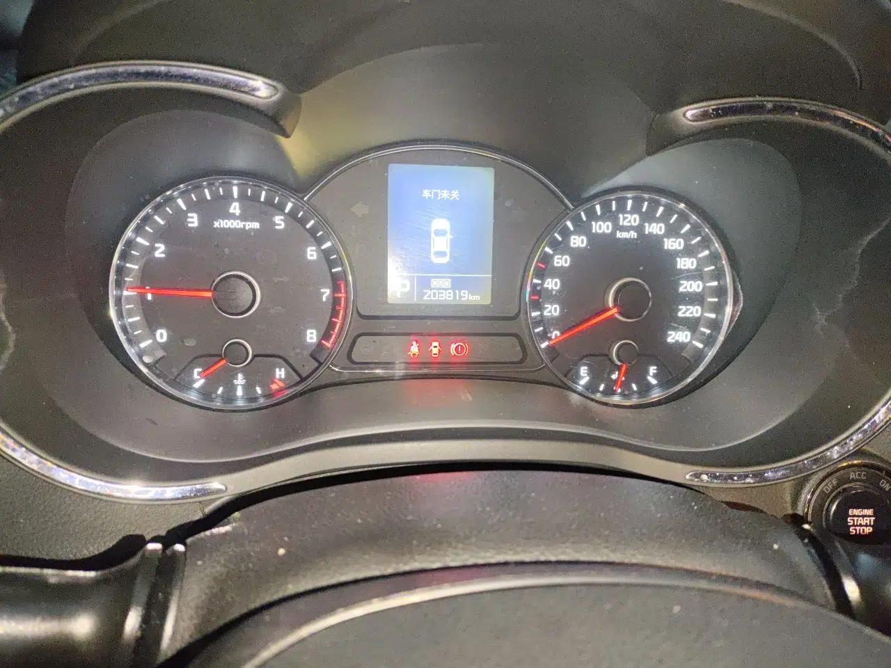 Kia K3 2013 1.6L Automatic GLS — миниатюра 12