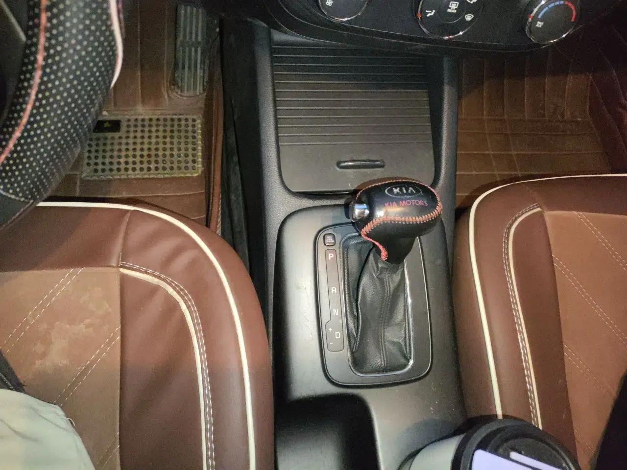 Kia K3 2013 1.6L Automatic GLS — миниатюра 15