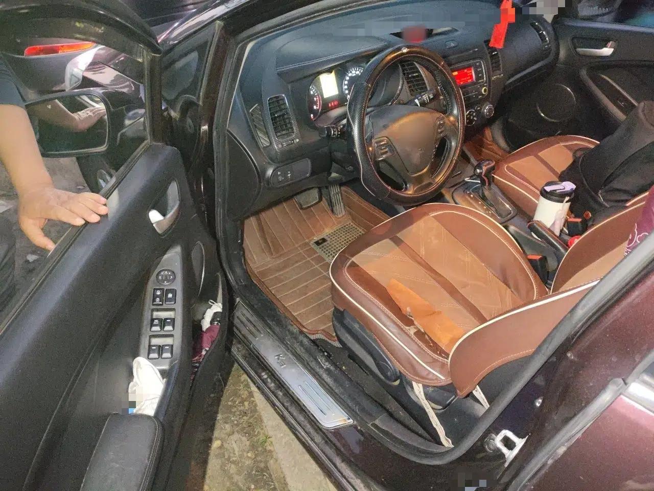 Kia K3 2013 1.6L Automatic GLS — миниатюра 17