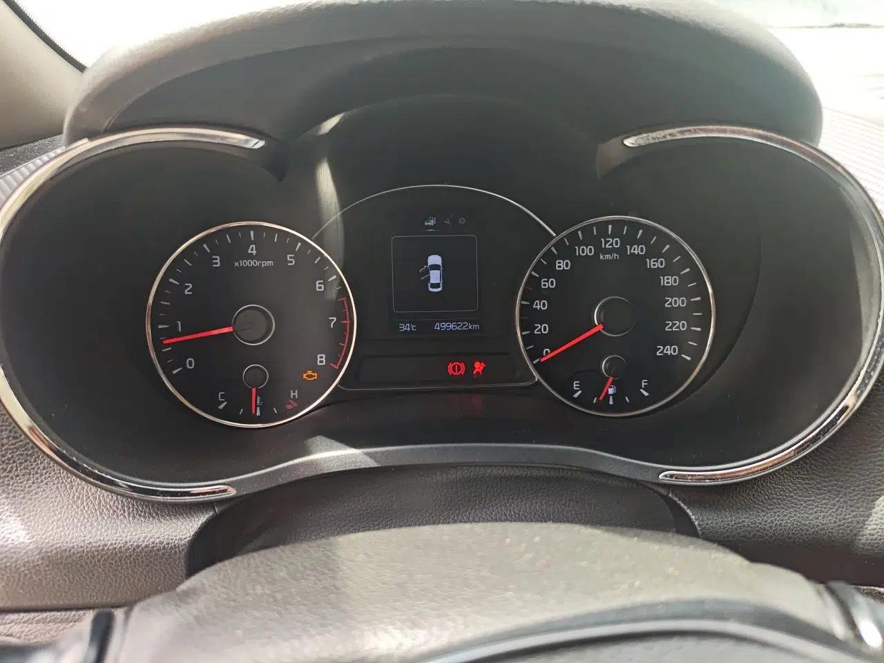 Kia K3 2016 1.6L Manual GL — миниатюра 12