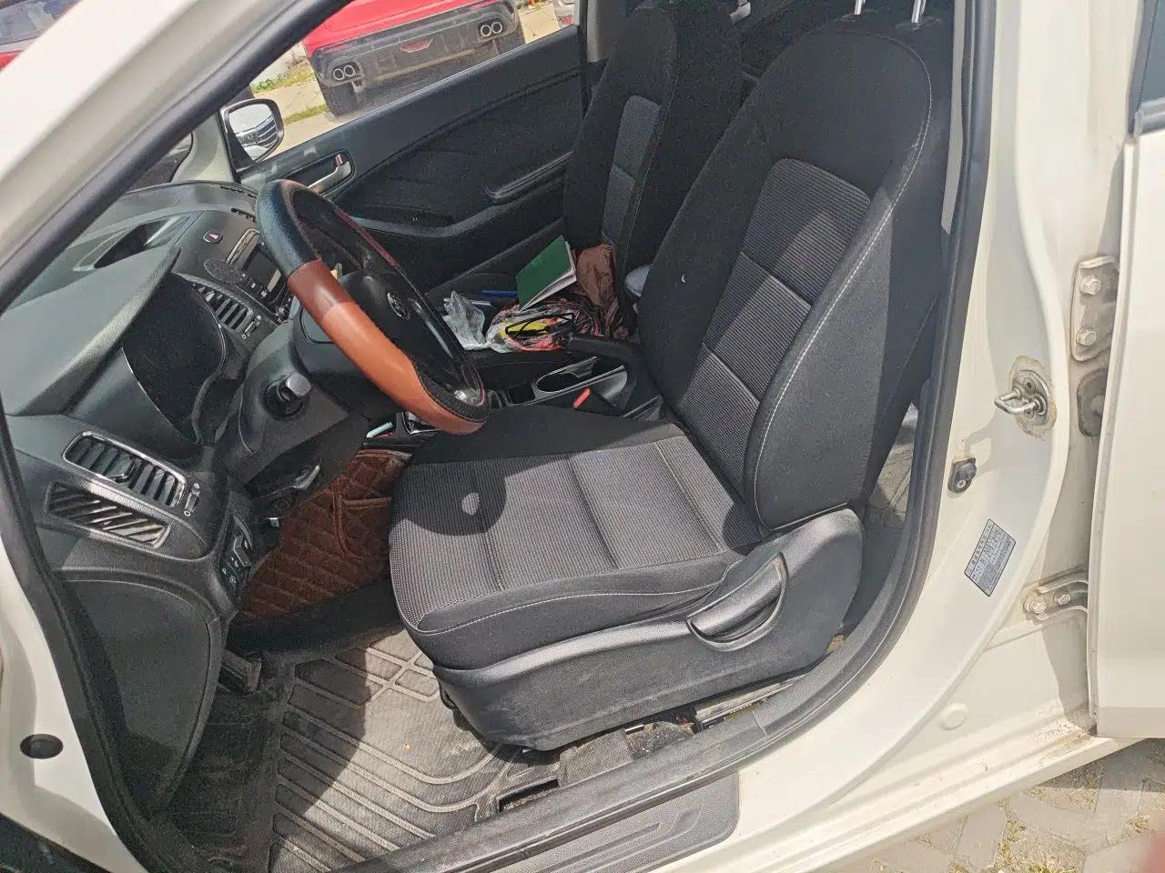 Kia K3 2016 1.6L Manual GL — миниатюра 16
