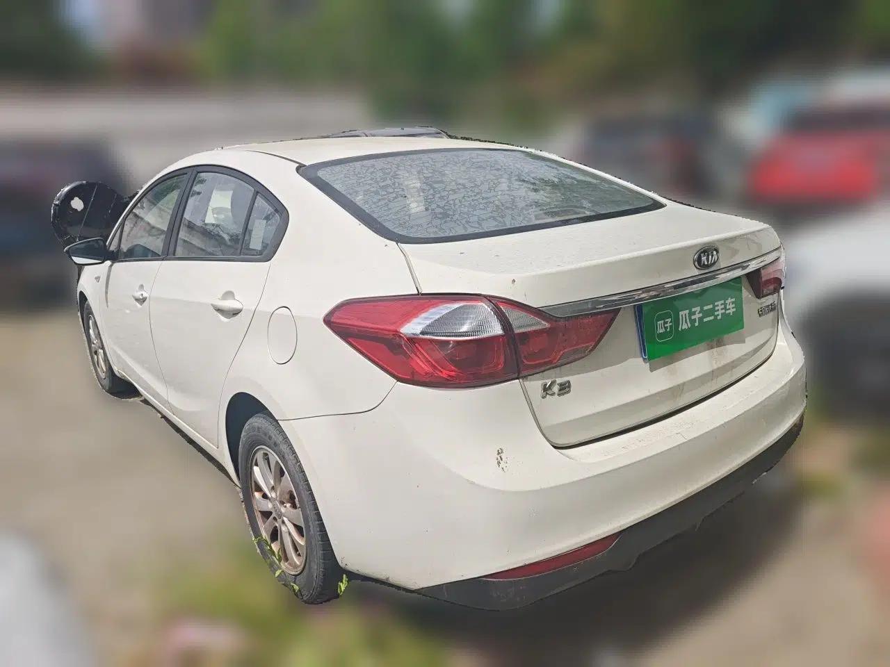 Kia K3 2016 1.6L Manual GL — миниатюра 4