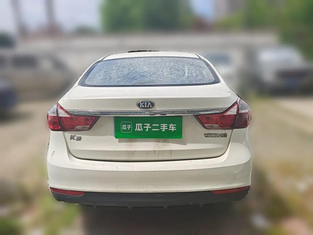 Kia K3 2016 1.6L Manual GL — миниатюра 5