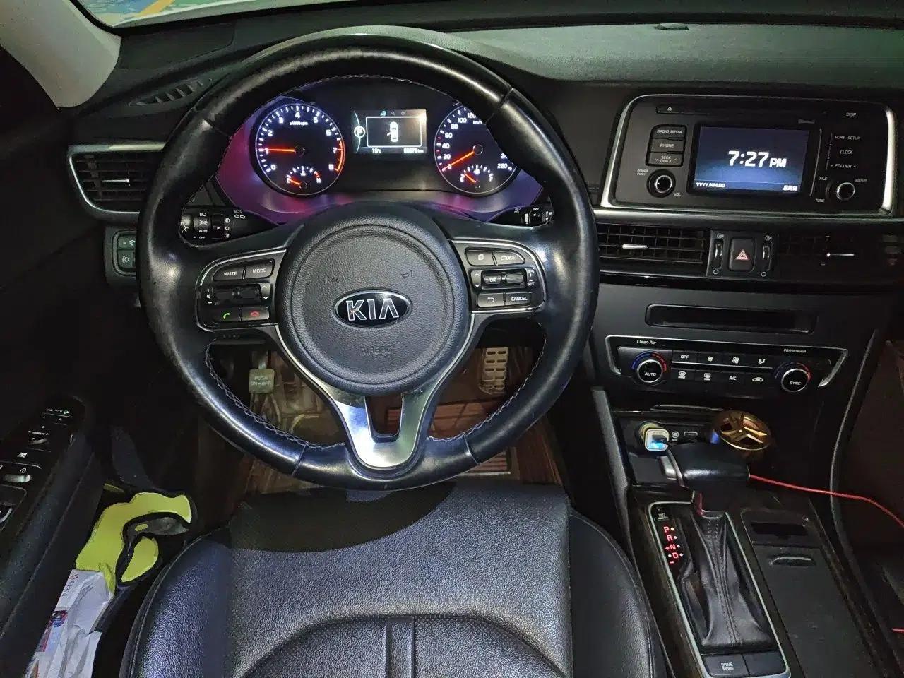 Kia K5 2016 2.0L Automatic LUX — миниатюра 11