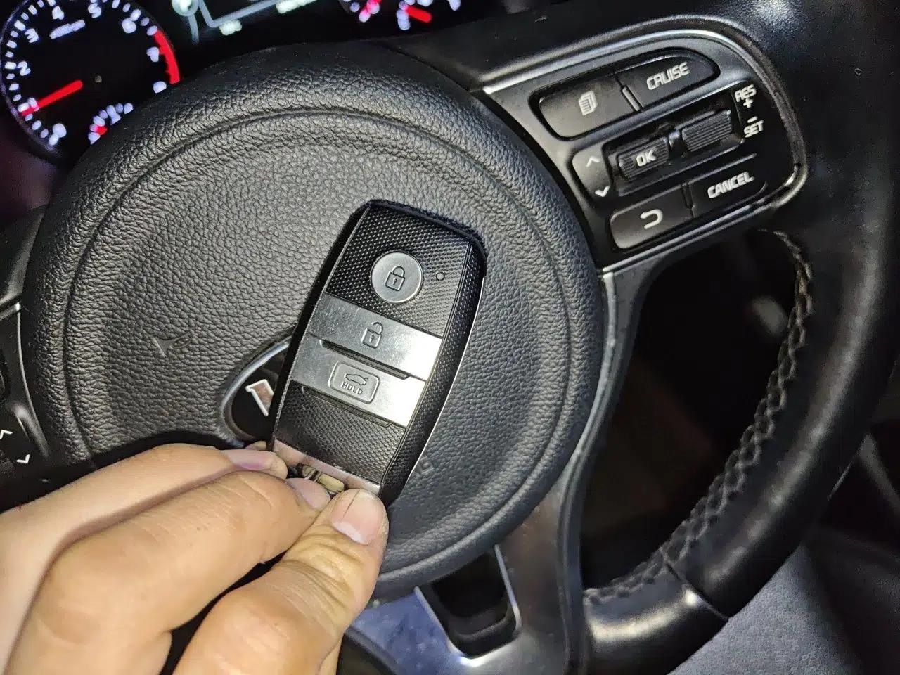 Kia K5 2016 2.0L Automatic LUX — миниатюра 9