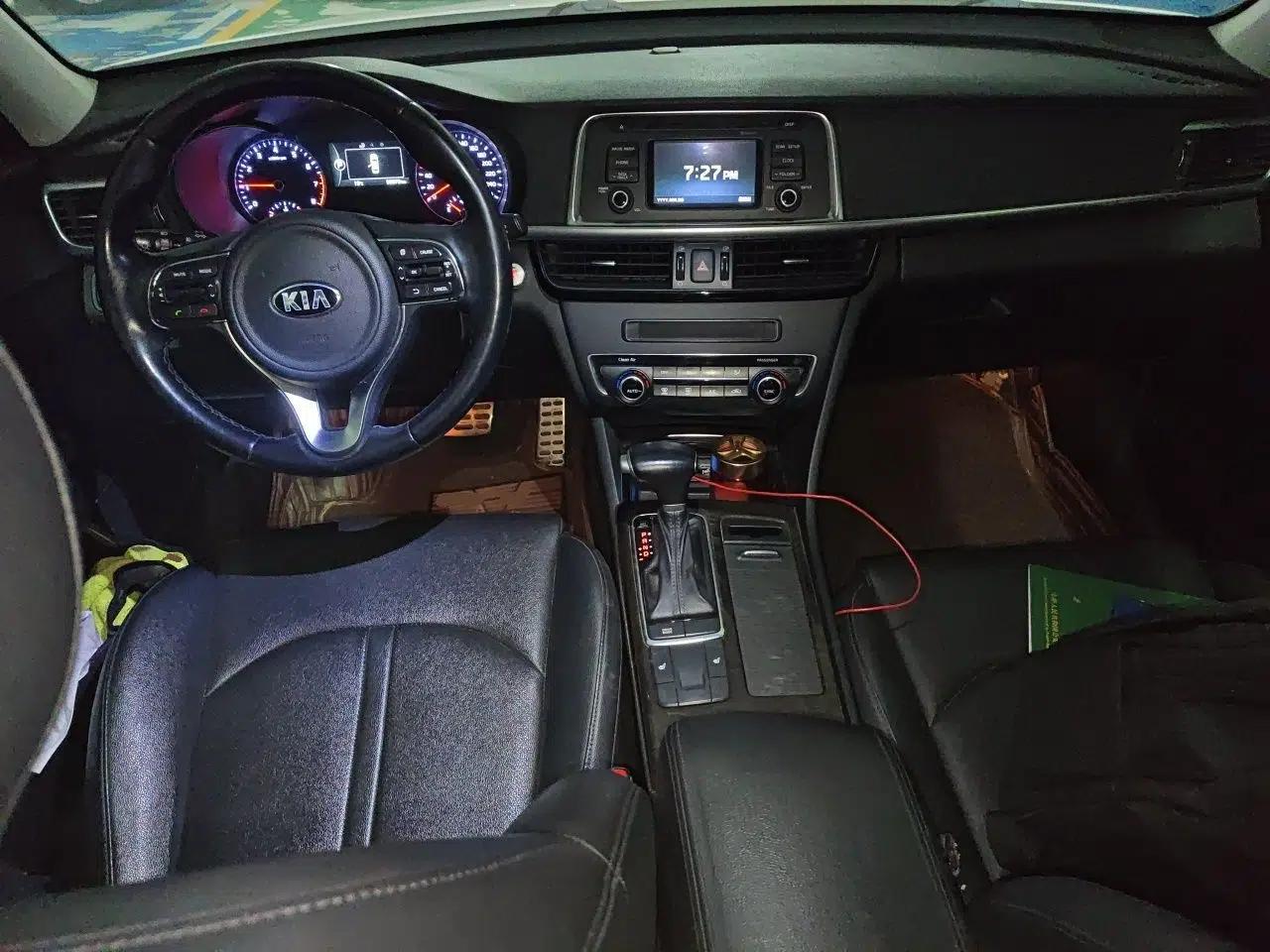 Kia K5 2016 2.0L Automatic LUX — миниатюра 10