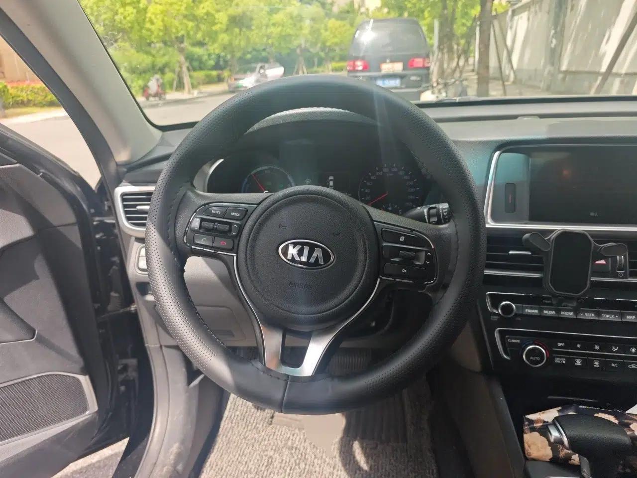 Kia K5 2016 2.0L Hybrid GLS — миниатюра 11