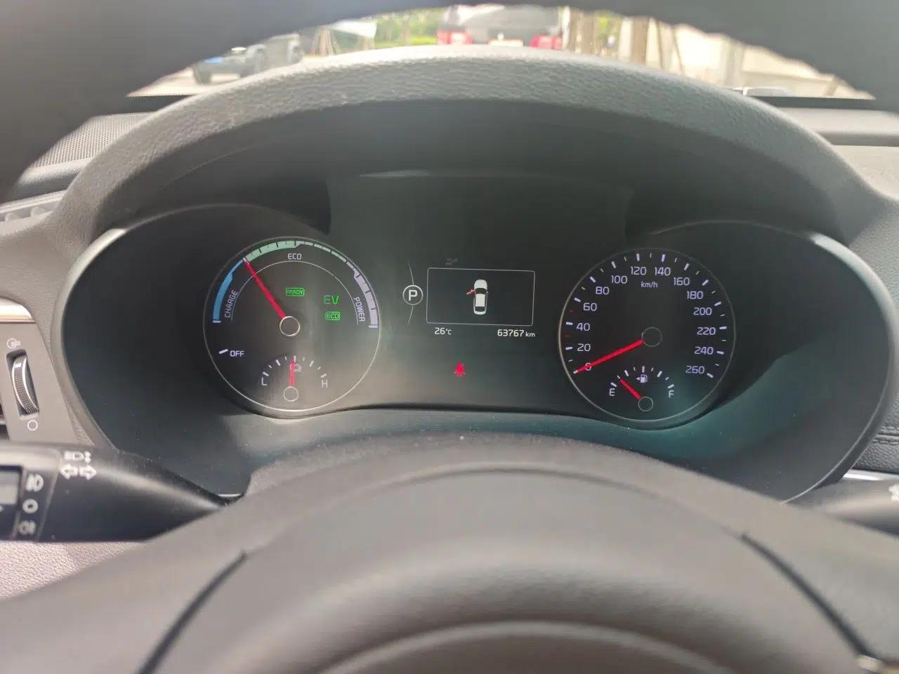 Kia K5 2016 2.0L Hybrid GLS — миниатюра 12