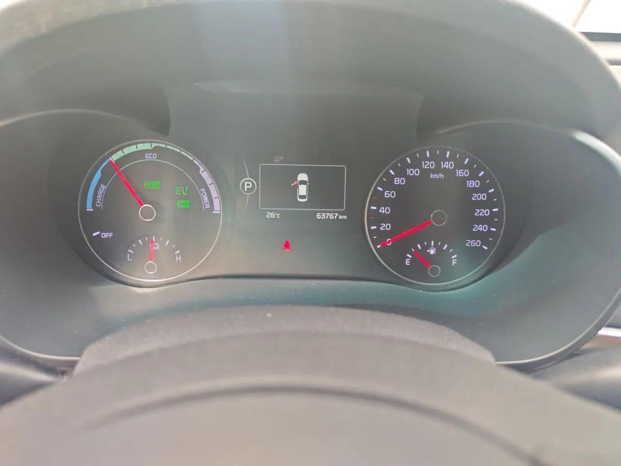 Kia K5 2016 2.0L Hybrid GLS — миниатюра 13