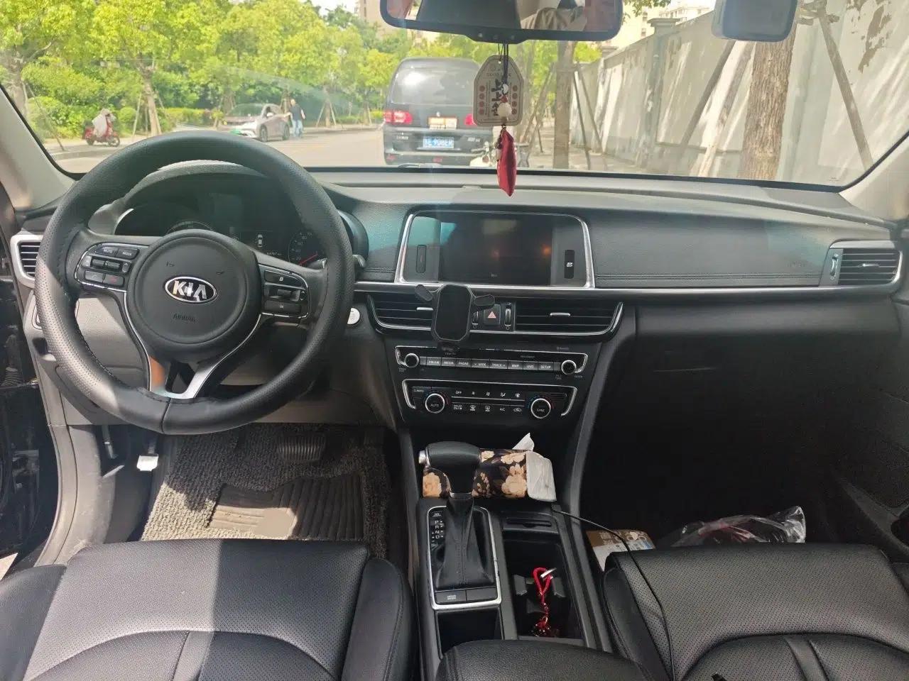 Kia K5 2016 2.0L Hybrid GLS — миниатюра 10