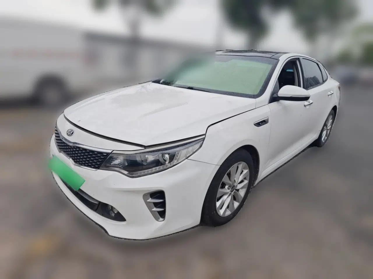Kia K5 2016 1.6T Automatic LUX — миниатюра 1