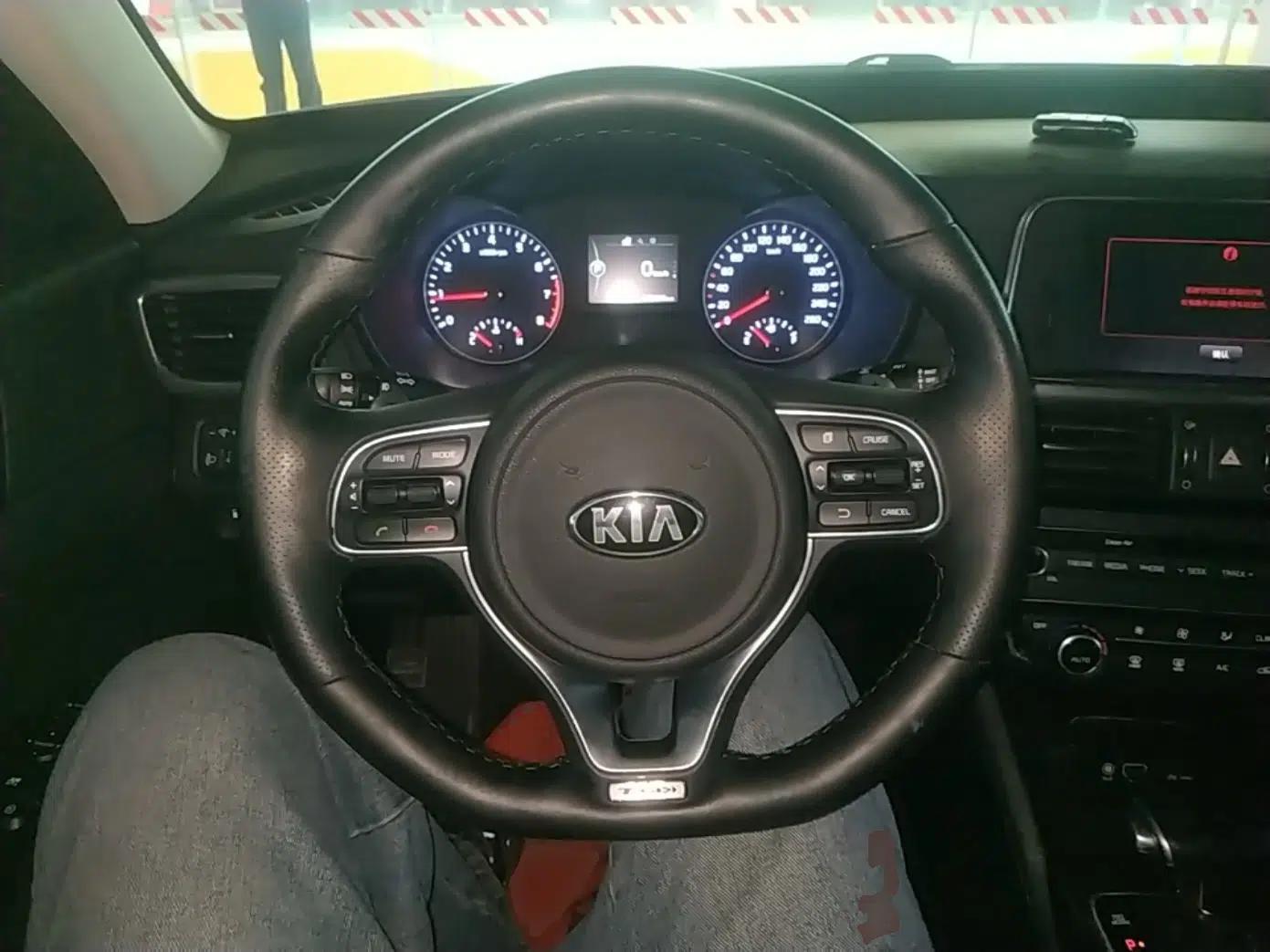 Kia K5 2016 1.6T Automatic LUX — миниатюра 14