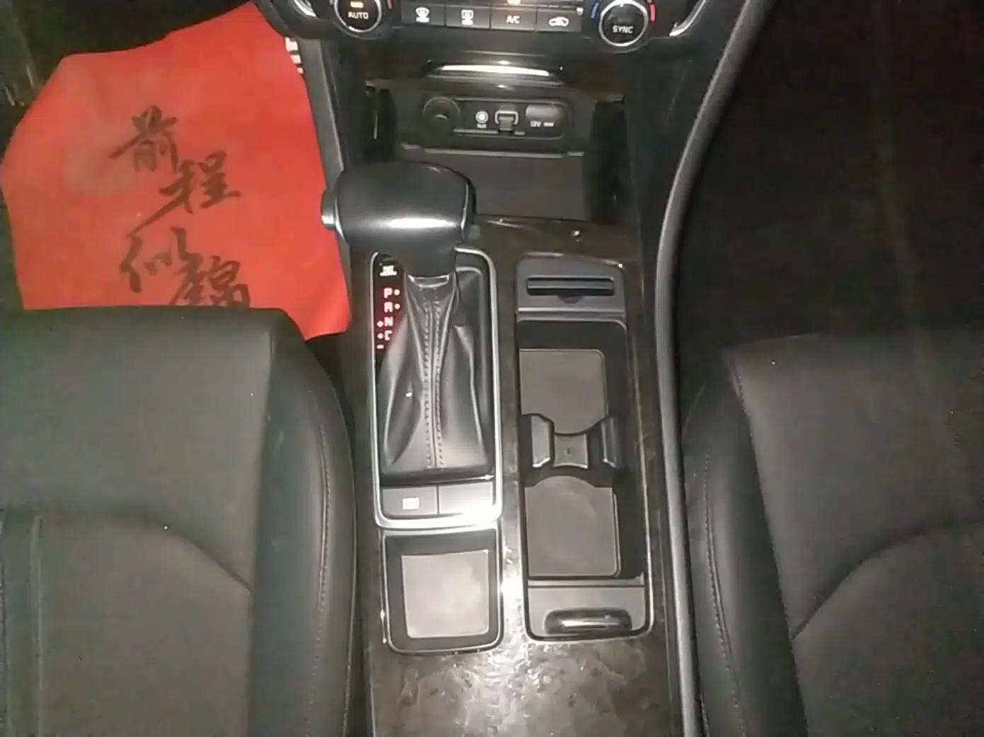 Kia K5 2016 1.6T Automatic LUX — миниатюра 17