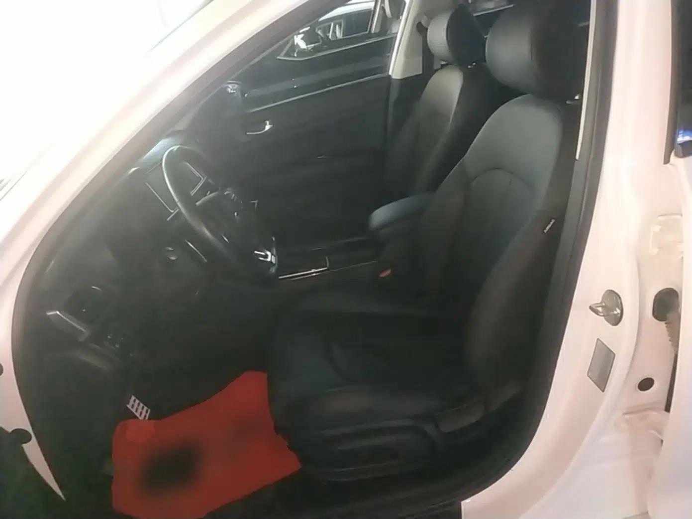 Kia K5 2016 1.6T Automatic LUX — миниатюра 18