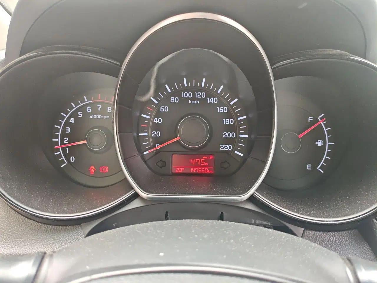 Kia K2 2015 Sedan 1.4L MT TOP — миниатюра 12