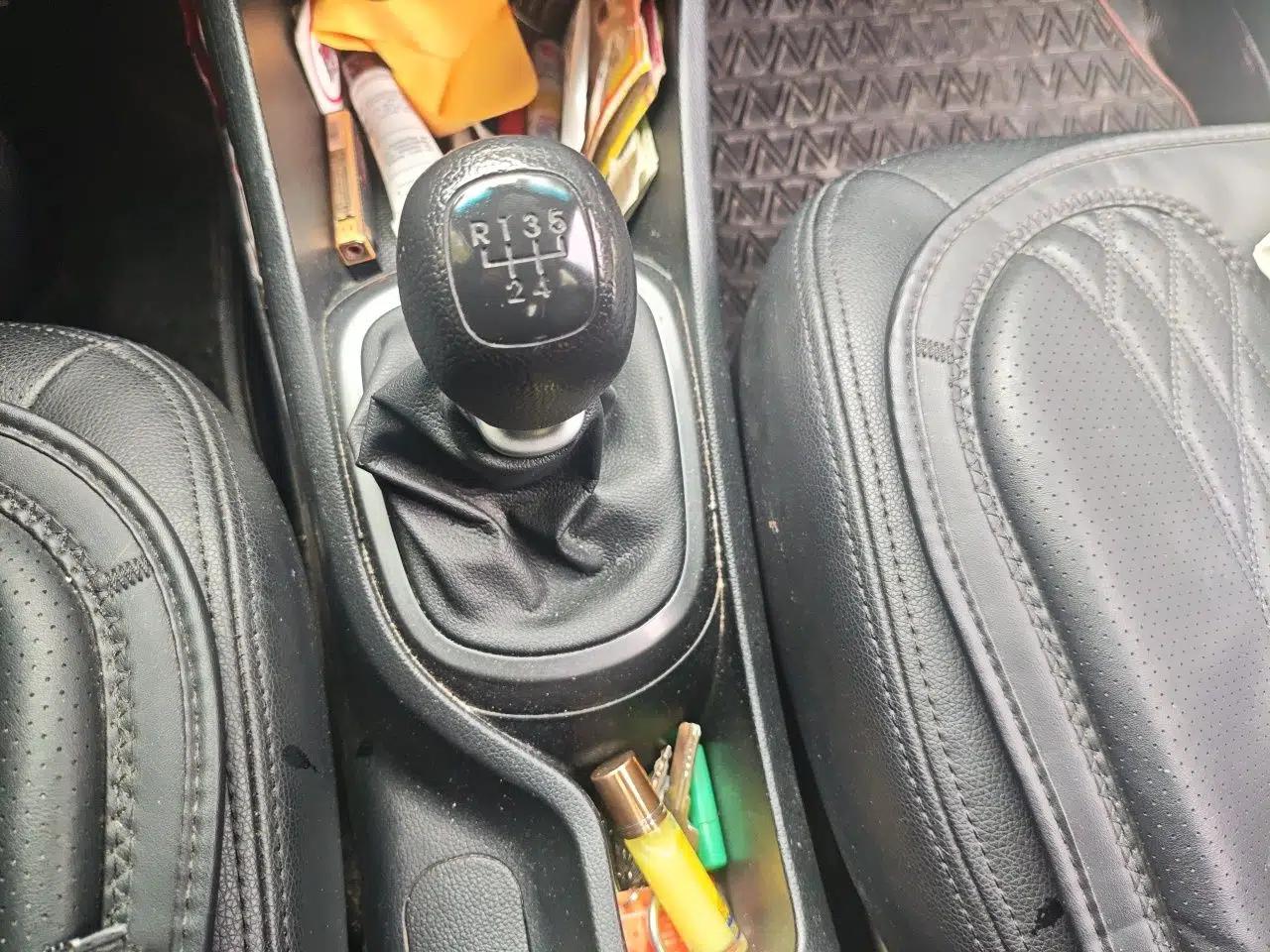 Kia K2 2015 Sedan 1.4L MT TOP — миниатюра 15