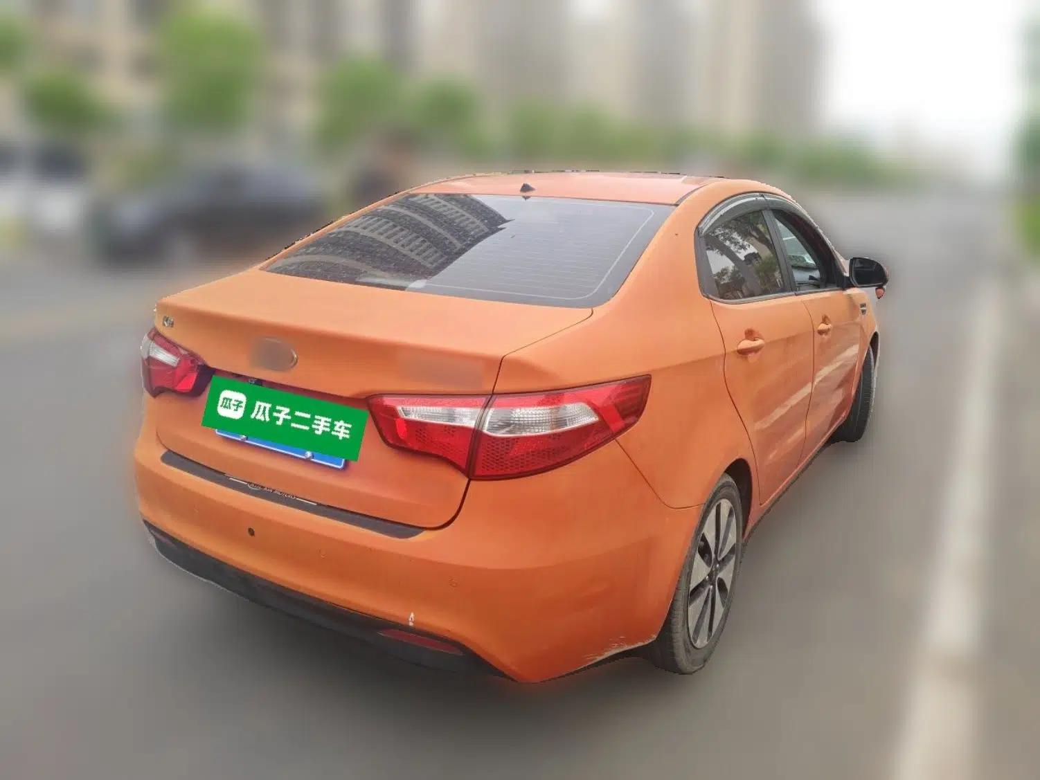 Kia K2 2011 Sedan 1.6L Automatic Transmission Premium — миниатюра 6