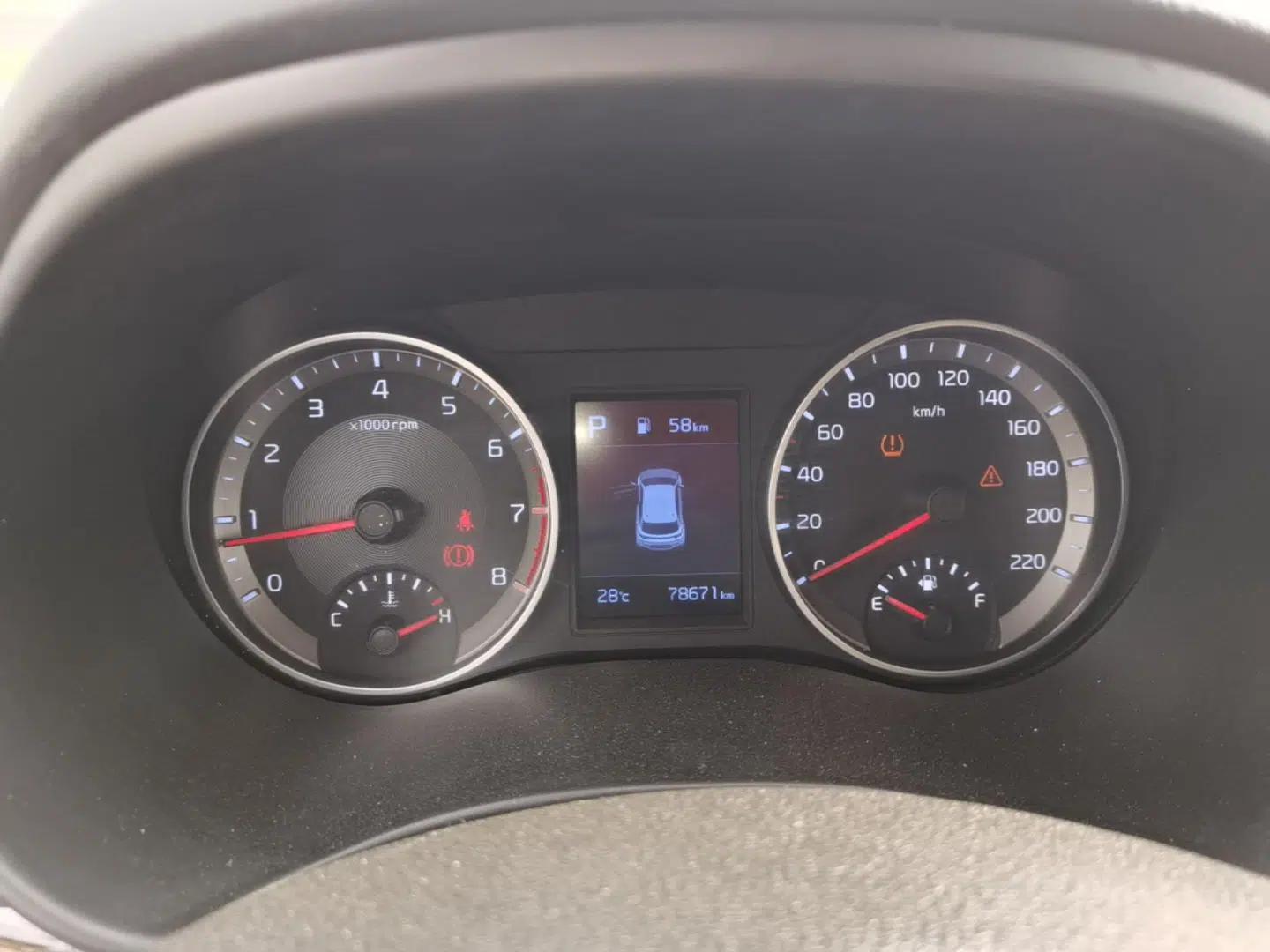 Kia kx1 Stonic 2019 1.4L Automatic Fun Edition China VI — миниатюра 15