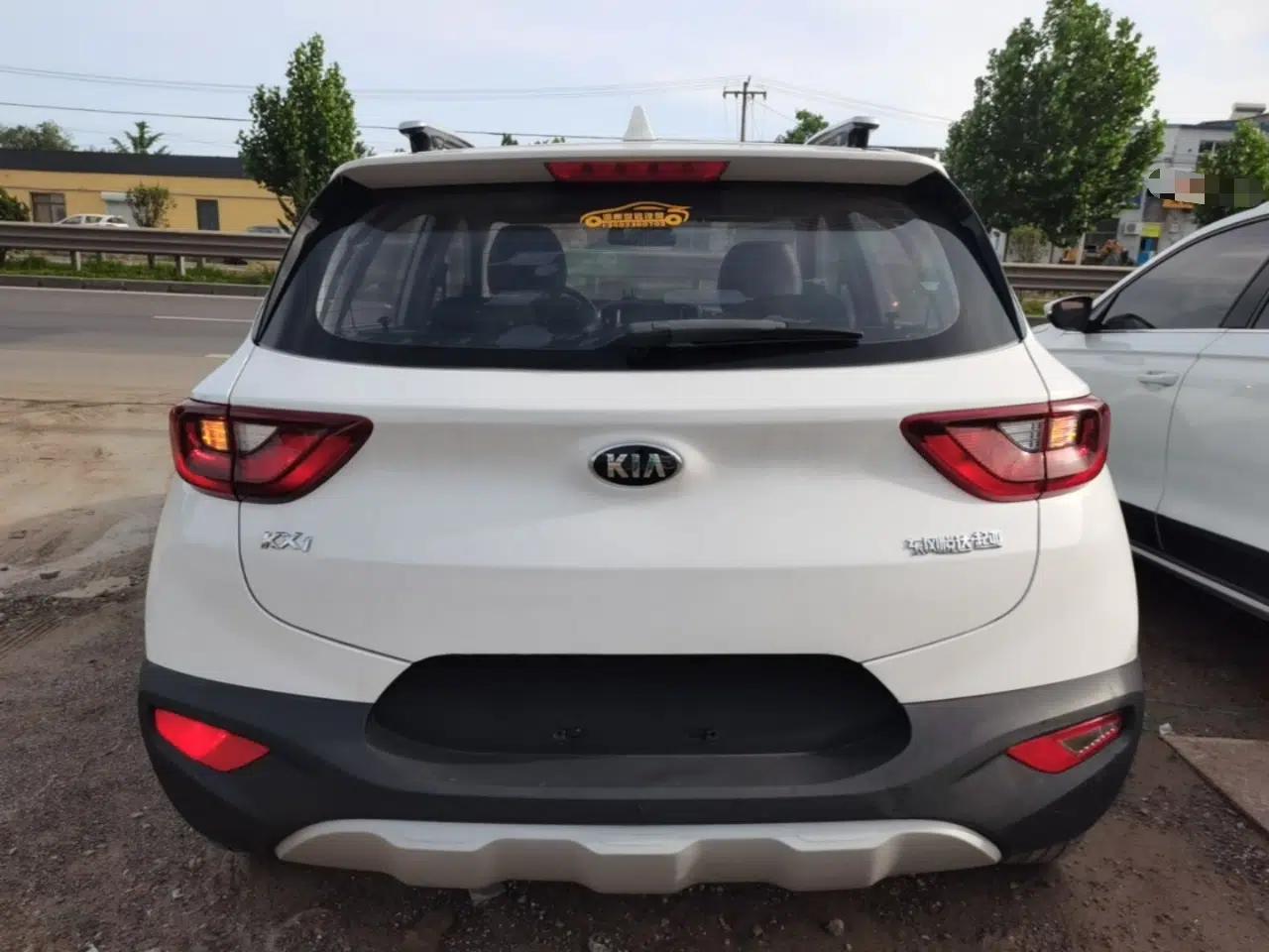Kia kx1 Stonic 2019 1.4L Automatic Fun Edition China VI — миниатюра 5